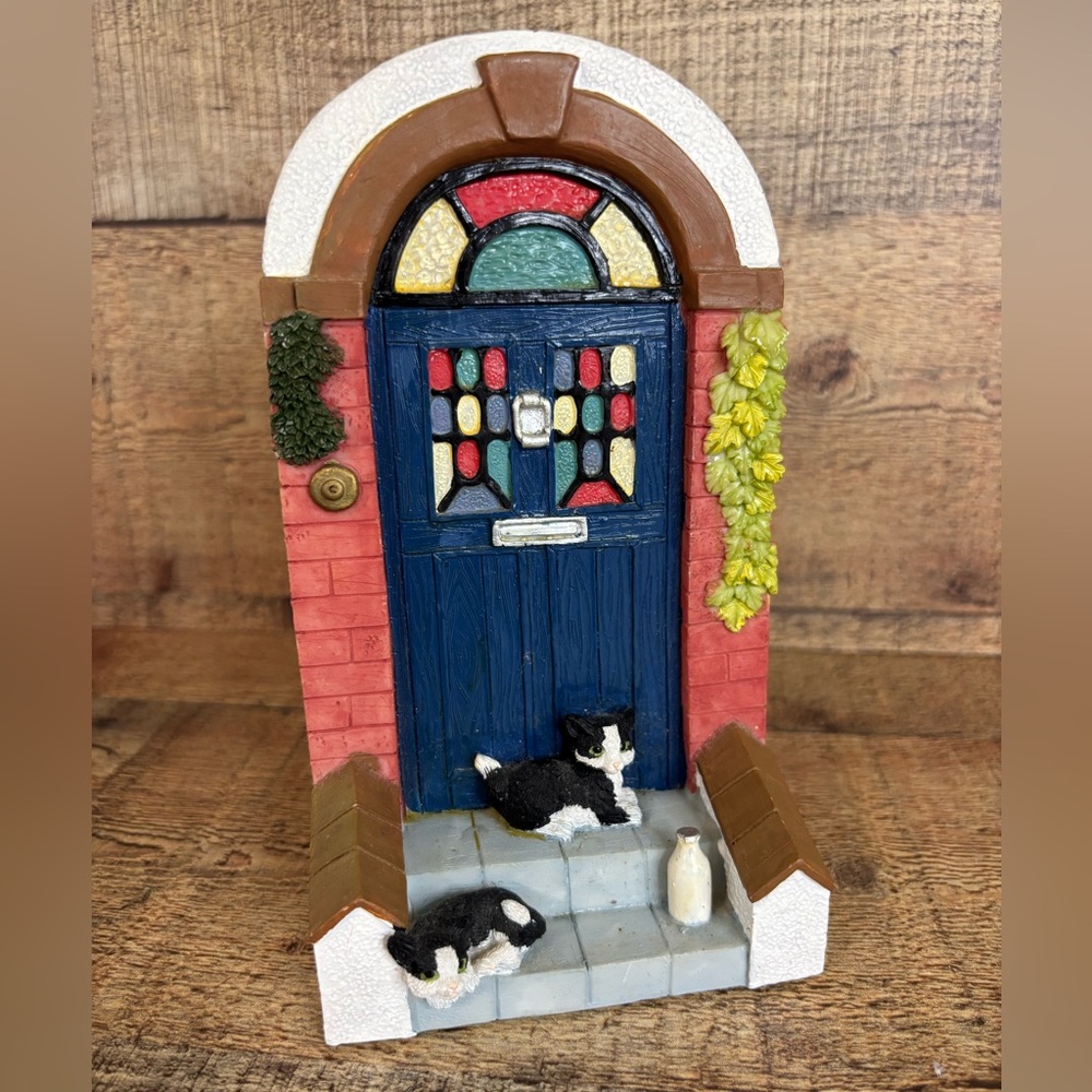 Door-Step Cats Resin Figure By Regency Fine Arts Black White Cats Stained Glass